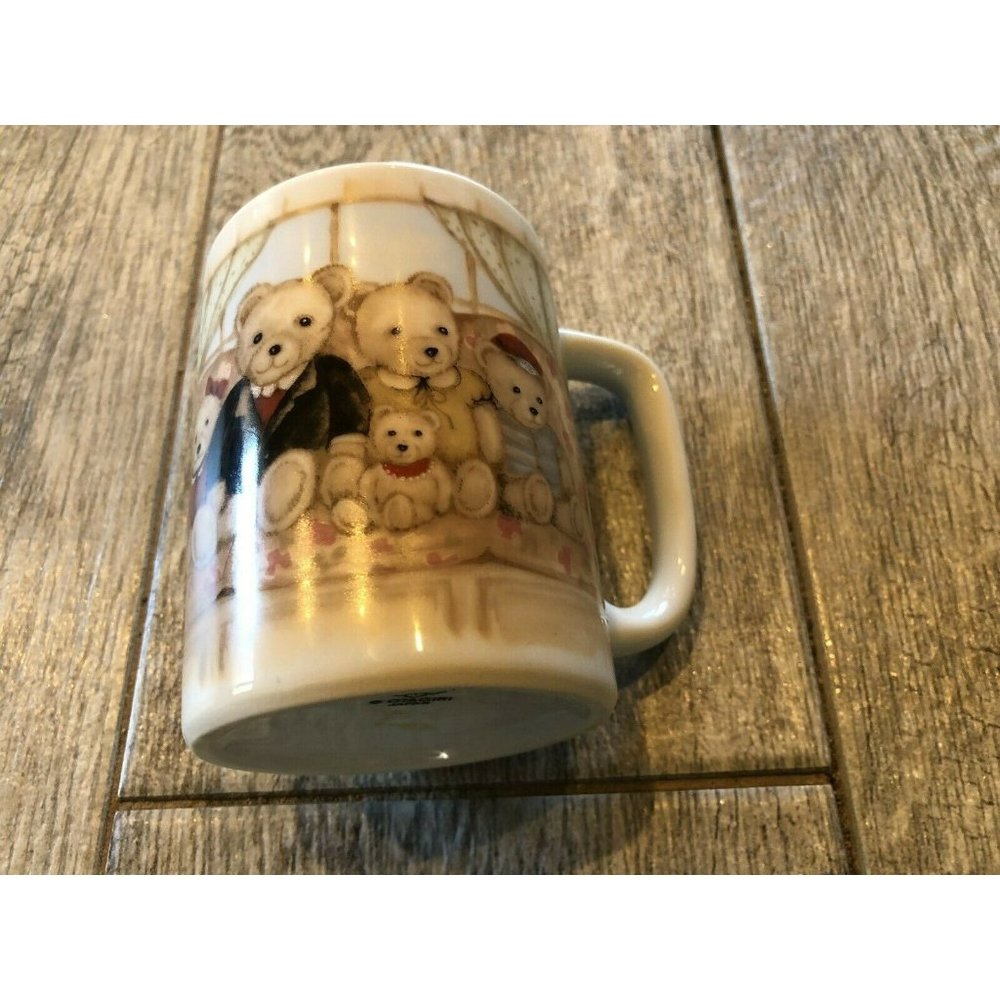 Otagiri Porcelain Teddy Sitting by Window Bears Coffee Tea Mug Japan Vintage New